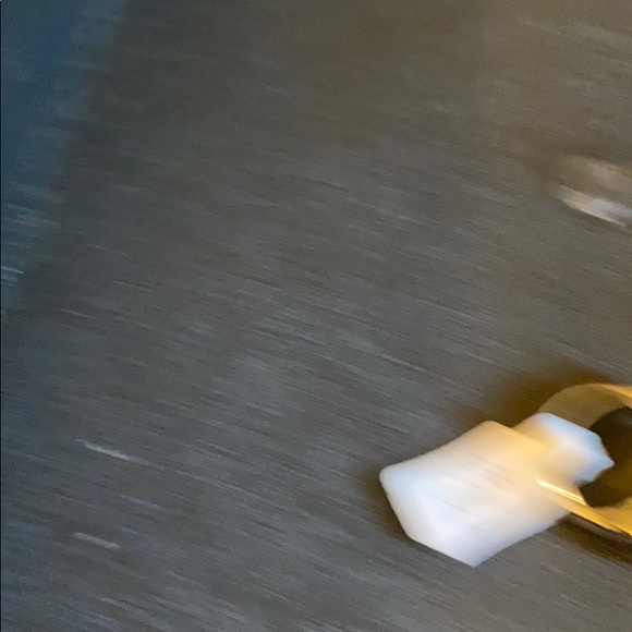 Ring - Picture 3 of 3